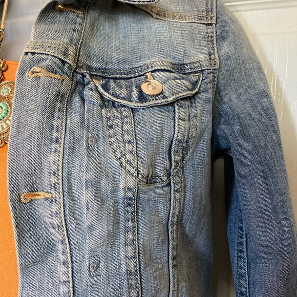 Never worn jean jacket - Picture 2 of 3